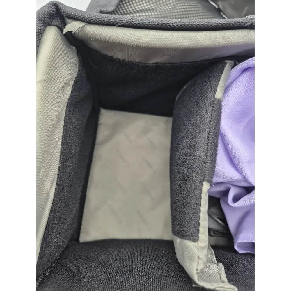 Canon 200DG Deluxe Camera Bag With Shoulder Strap and 1 Divider